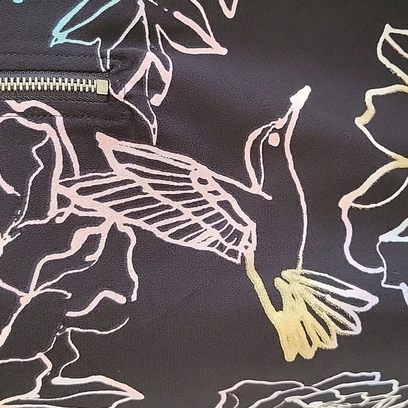 Apt 9 Bell Sleeved Top. Black With Iridescent Humming Birds Flowers. Size XS. - Picture 7 of 8